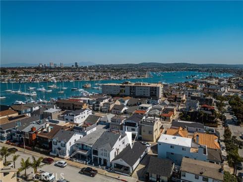 306  Alvarado   Place, Newport Beach, CA
