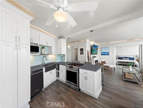 310 Fernando 303 Street, Newport Beach, CA