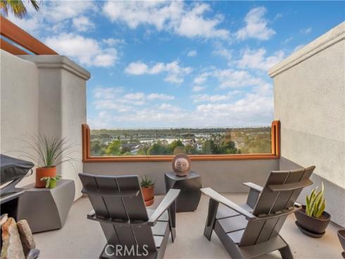 128 Villa Point , Newport Beach, CA