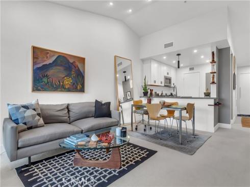 128 Villa Point , Newport Beach, CA
