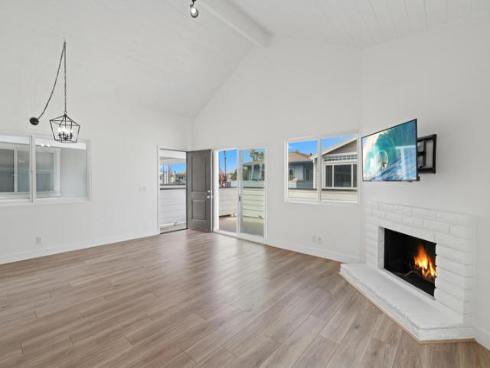204 David Drive, Newport Beach, CA