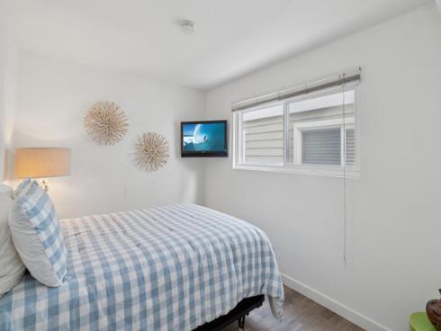 204 David Drive, Newport Beach, CA