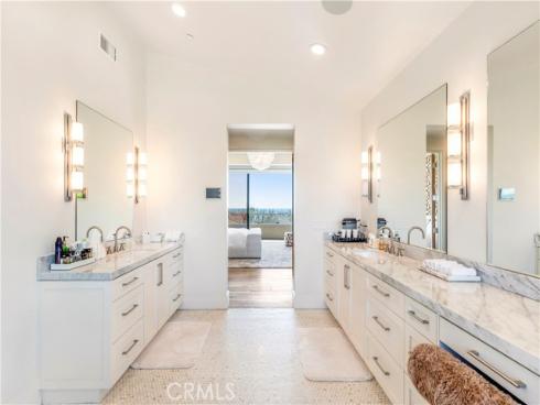 660 Kings Road, Newport Beach, CA