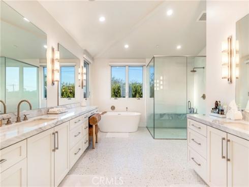 660 Kings Road, Newport Beach, CA