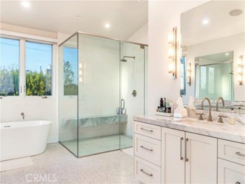 660 Kings Road, Newport Beach, CA