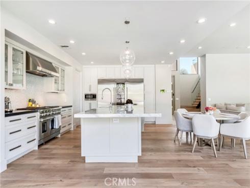 660 Kings Road, Newport Beach, CA