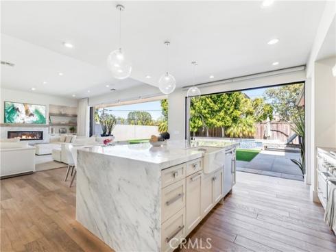660 Kings Road, Newport Beach, CA