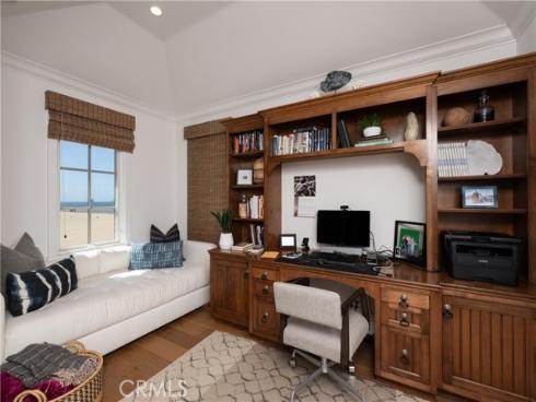 1228 W Oceanfront , Newport Beach, CA