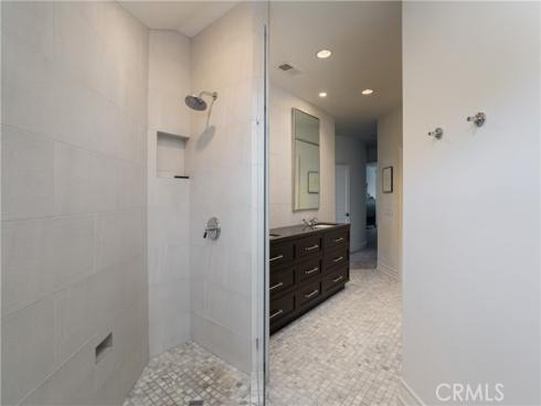 212 Kings Pl , Newport Beach, CA