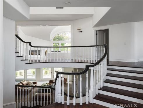 212 Kings Pl , Newport Beach, CA