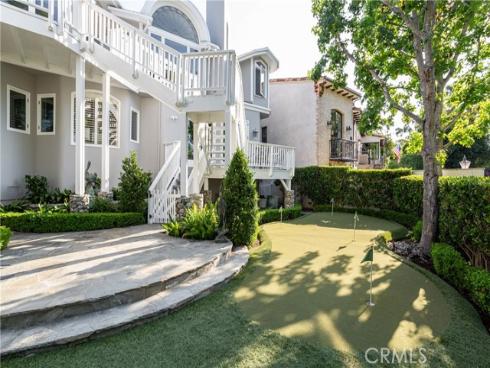 212 Kings Pl , Newport Beach, CA