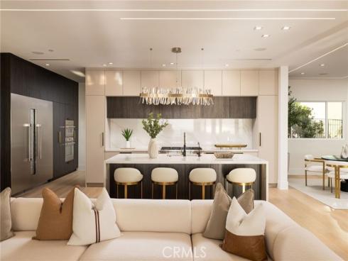 4 Narbonne , Newport Beach, CA
