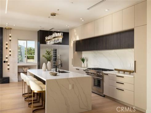 4 Narbonne , Newport Beach, CA