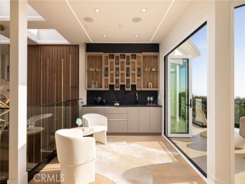 4 Narbonne , Newport Beach, CA
