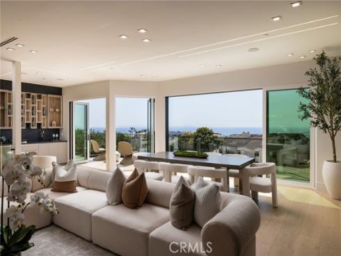 4 Narbonne , Newport Beach, CA