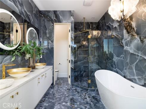 4 Narbonne , Newport Beach, CA