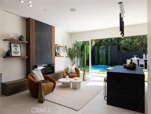 4 Narbonne , Newport Beach, CA
