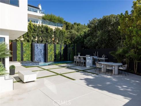 4 Narbonne , Newport Beach, CA