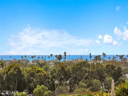 280 Cagney Lane 209 , Newport Beach, CA