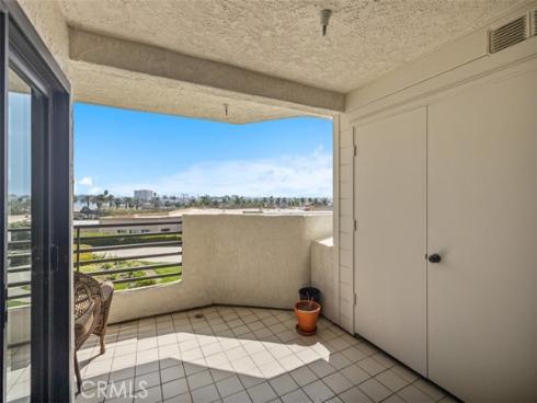 280 Cagney Lane 209 , Newport Beach, CA