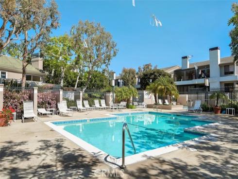 280 Cagney Lane 209 , Newport Beach, CA