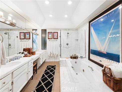1 Sea Cove Lane , Newport Beach, CA