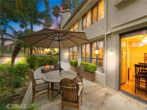 1 Sea Cove Lane , Newport Beach, CA