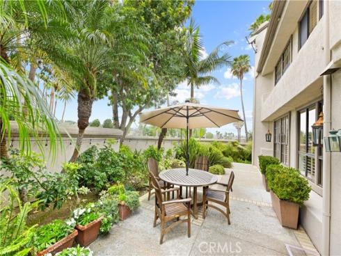1 Sea Cove Lane , Newport Beach, CA