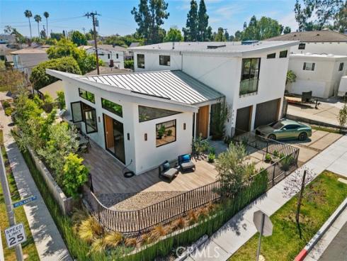 2398 Redlands Drive, Newport Beach, CA