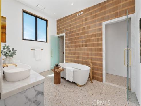 2398 Redlands Drive, Newport Beach, CA