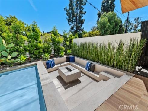 2398 Redlands Drive, Newport Beach, CA