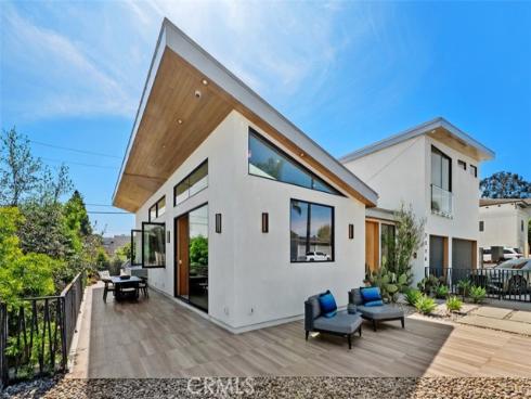 2398 Redlands Drive, Newport Beach, CA