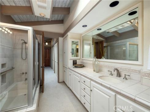 47 Linda Isle , Newport Beach, CA