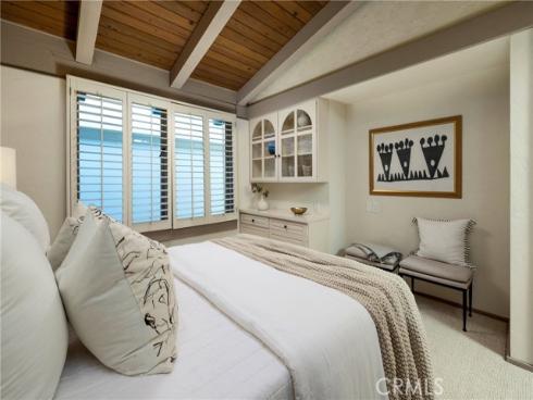 47 Linda Isle , Newport Beach, CA