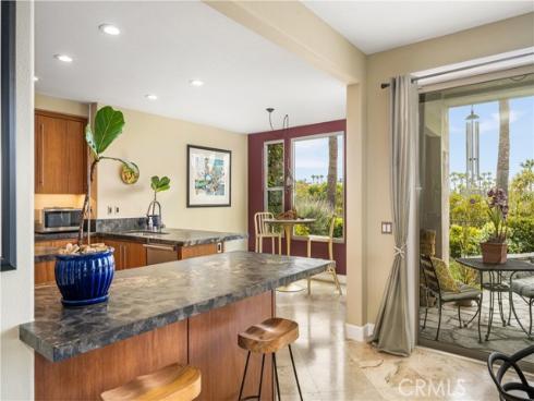 27 Seabrook 73 , Newport Beach, CA