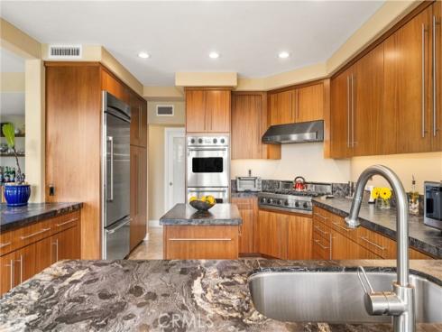 27 Seabrook 73 , Newport Beach, CA