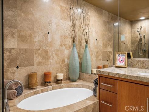 27 Seabrook 73 , Newport Beach, CA