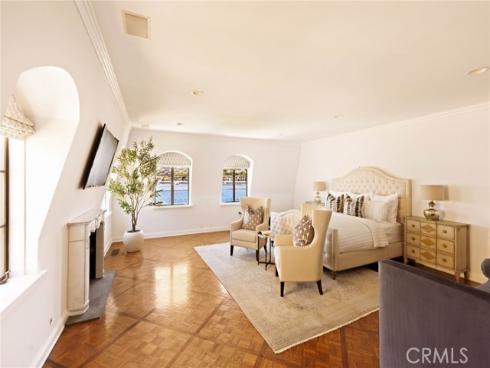 2116 E Balboa Boulevard, Newport Beach, CA