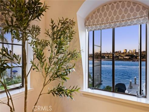 2116 E Balboa Boulevard, Newport Beach, CA