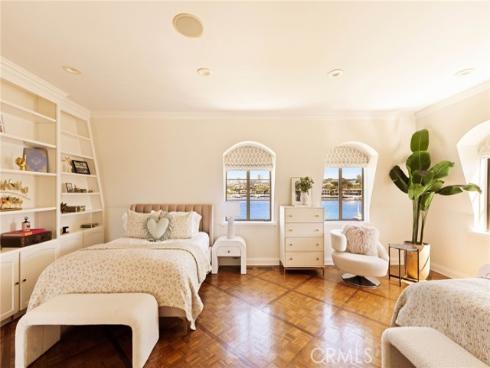 2116 E Balboa Boulevard, Newport Beach, CA