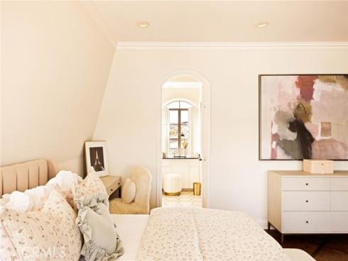 2116 E Balboa Boulevard, Newport Beach, CA