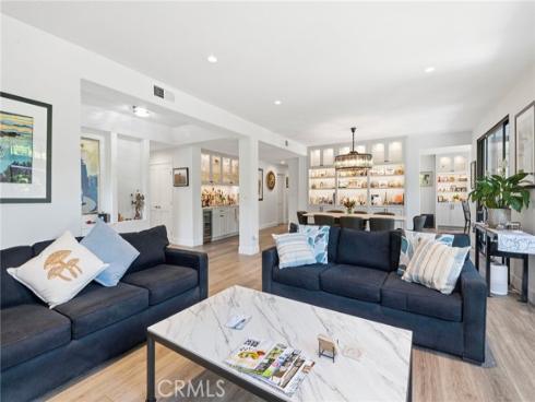 51 Seabrook Cove , Newport Beach, CA