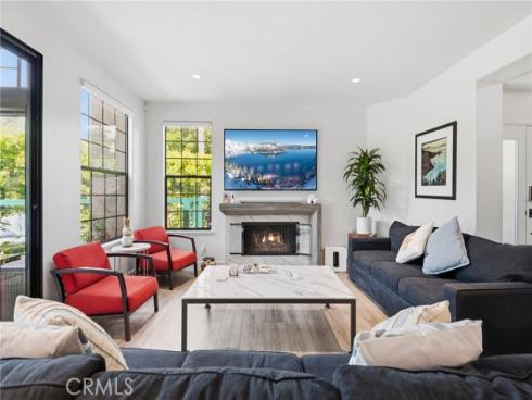 51 Seabrook Cove , Newport Beach, CA