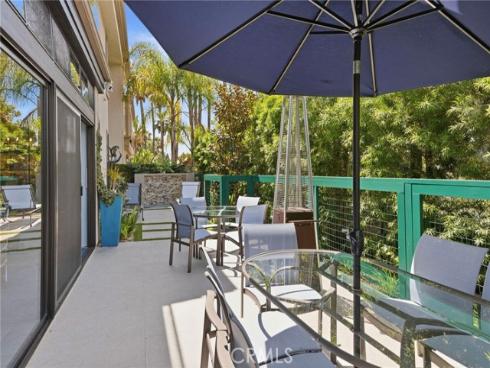 51 Seabrook Cove , Newport Beach, CA