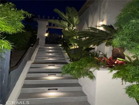 51 Seabrook Cove , Newport Beach, CA