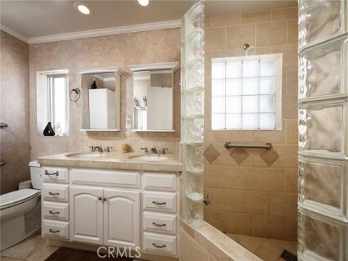 327 Onyx , Newport Beach, CA