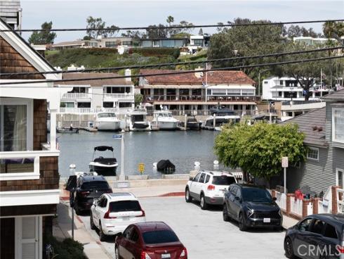 327 Onyx , Newport Beach, CA