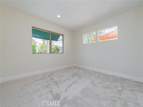 46 Villa Point , Newport Beach, CA