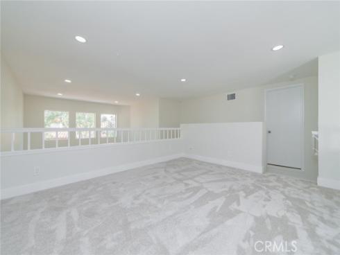 46 Villa Point , Newport Beach, CA