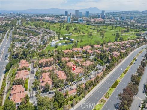 46 Villa Point , Newport Beach, CA